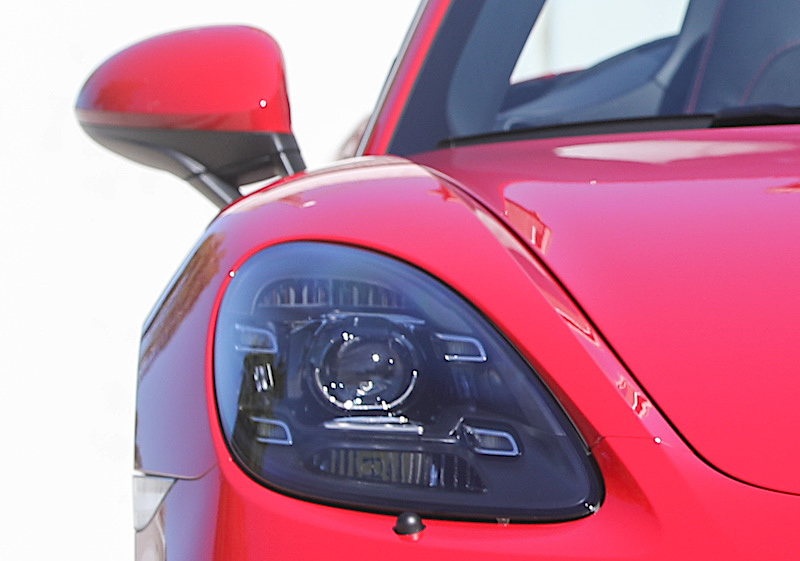 LED-Licht beim Porsche 718 GTS 4.0 (© Bruno von Rotz)